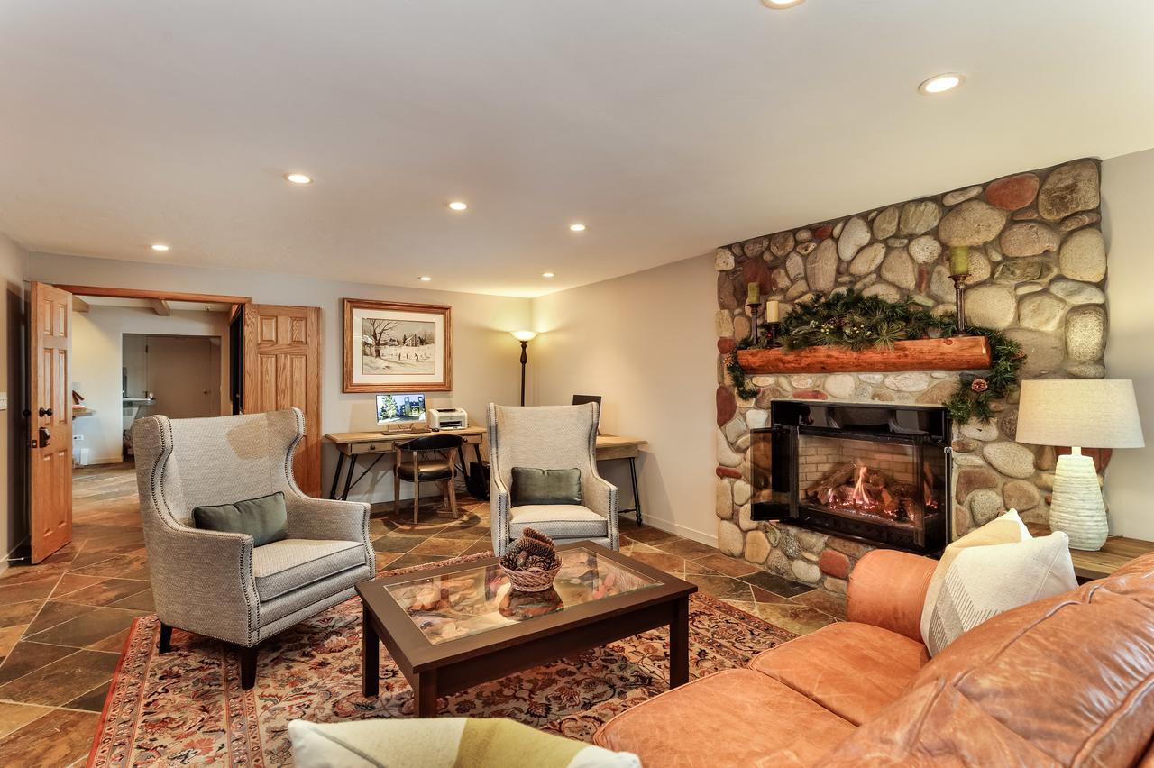 Timberline Condominiums - thumb 11