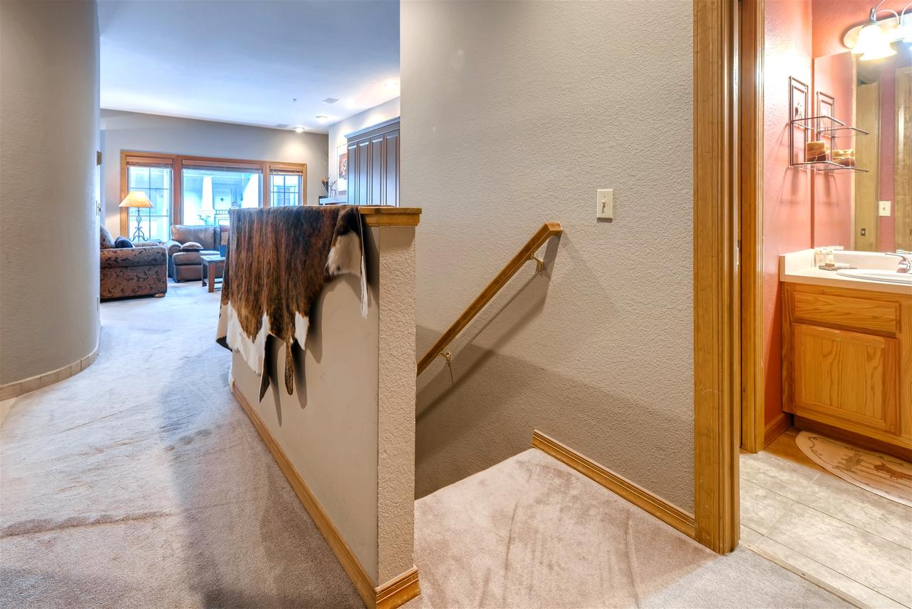 One-Bedroom Elk Run Condo 23 - thumb 7
