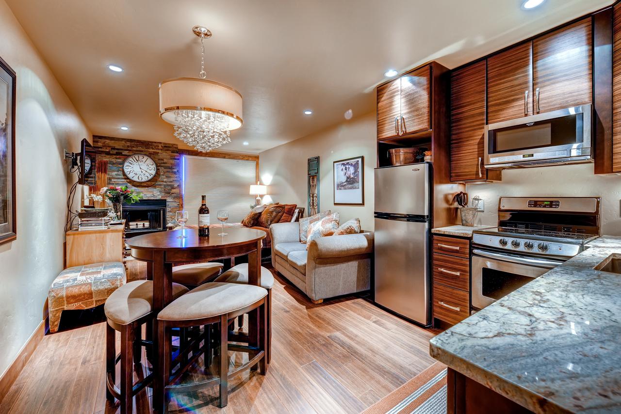 Studio Condo 318 In Historic Frisco At Cedars Lodge - thumb 8