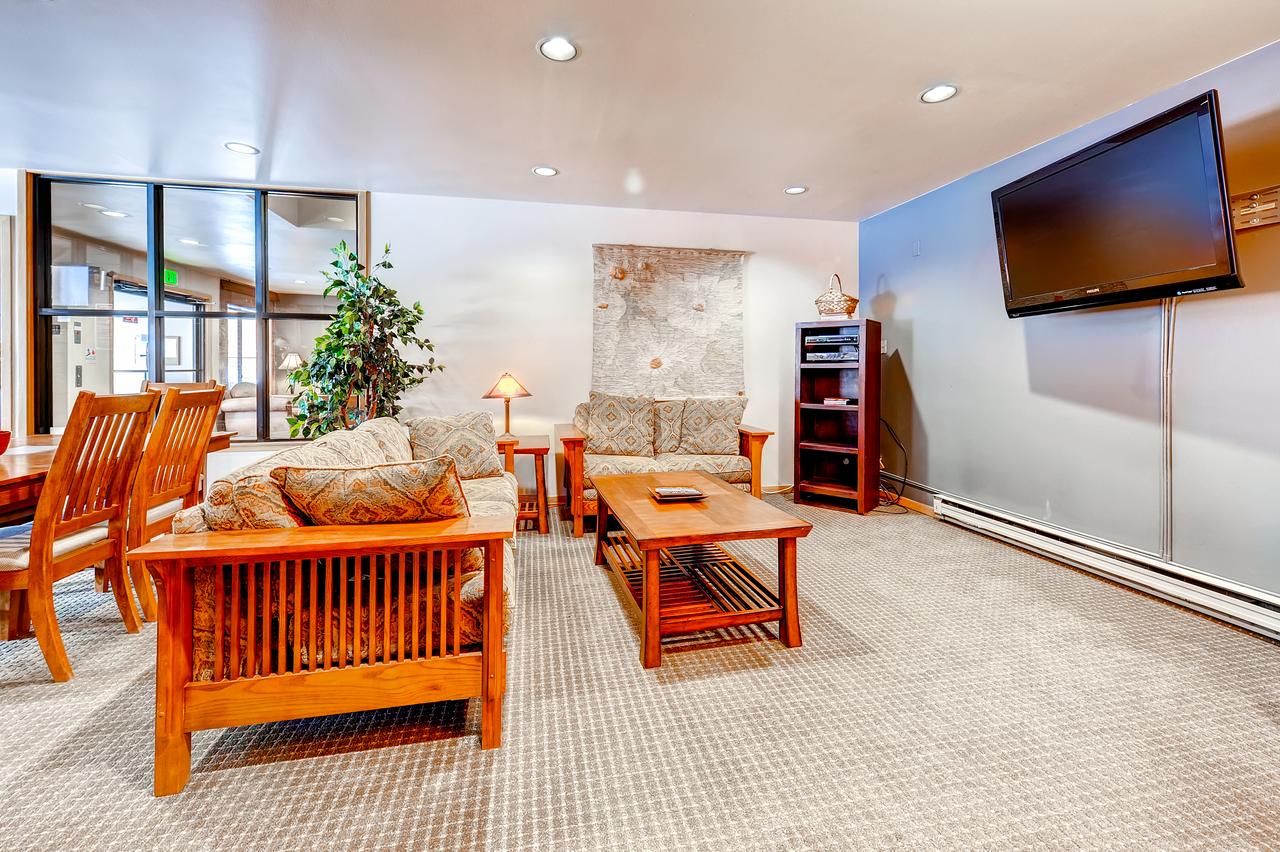 Studio Condo 318 In Historic Frisco At Cedars Lodge - thumb 14