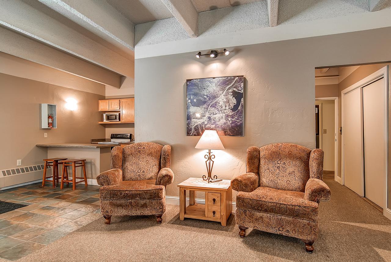 Two-Bedroom Condo 213C In Historic Frisco - thumb 10
