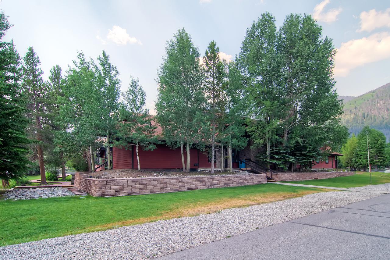 Two-Bedroom Mountainside Condo E259 - thumb 16