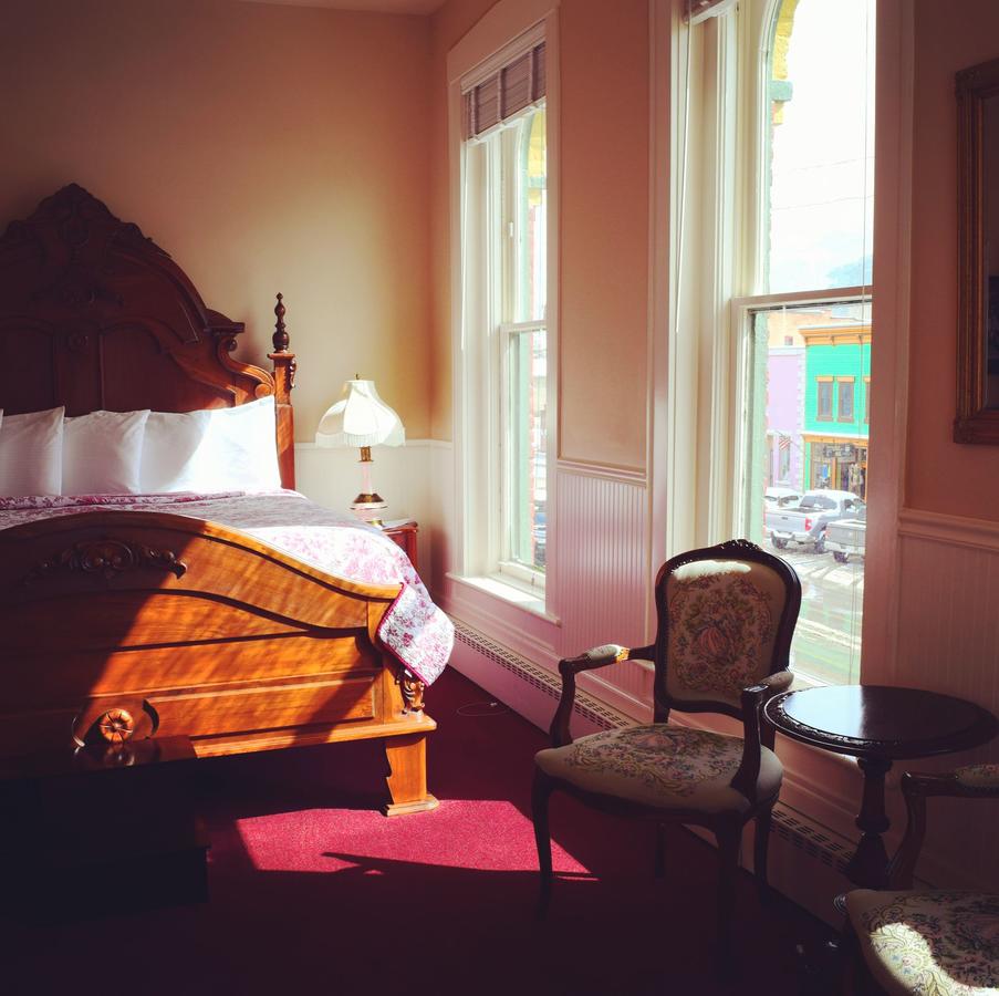 Grand Imperial Hotel - thumb 42