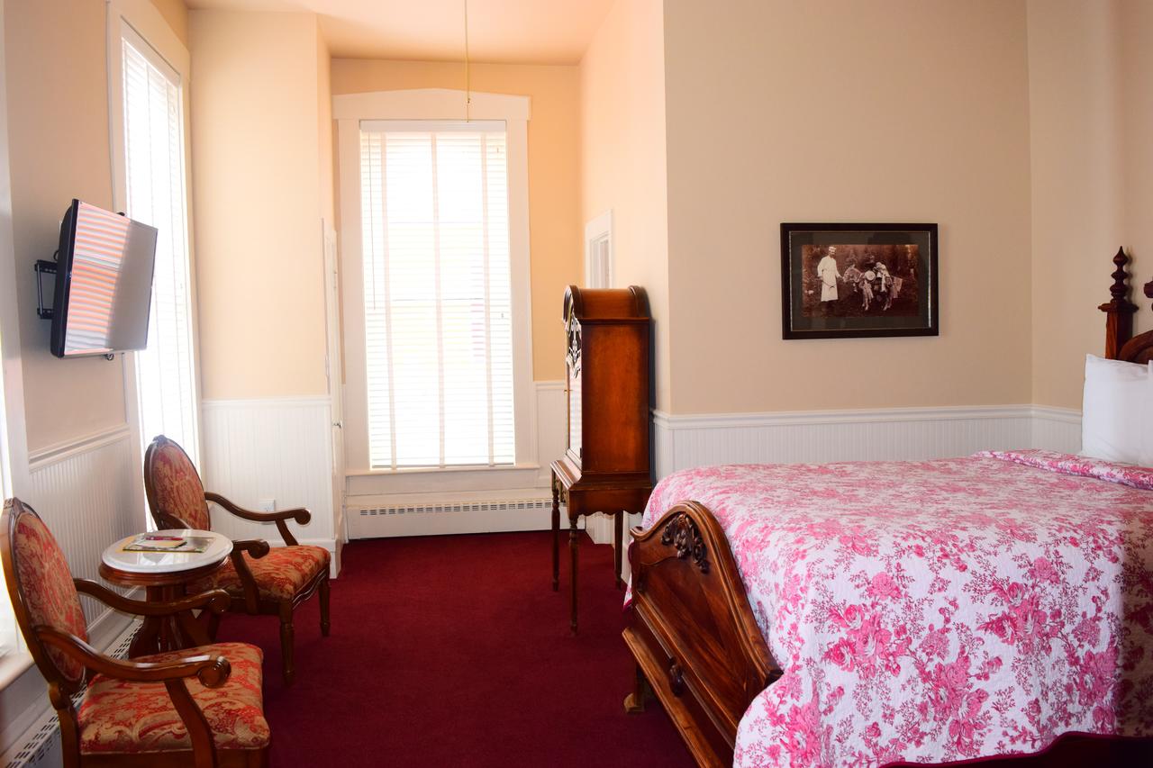 Grand Imperial Hotel - thumb 39