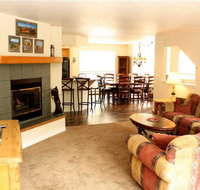 Pinecreek I - 4 BR - Private Hot Tub - Close to Town - Shuttle to Slopes - Accommodation Los Angeles
