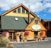 Spirit Lake Lodge  Snowmobile Rentals - Accommodation Los Angeles