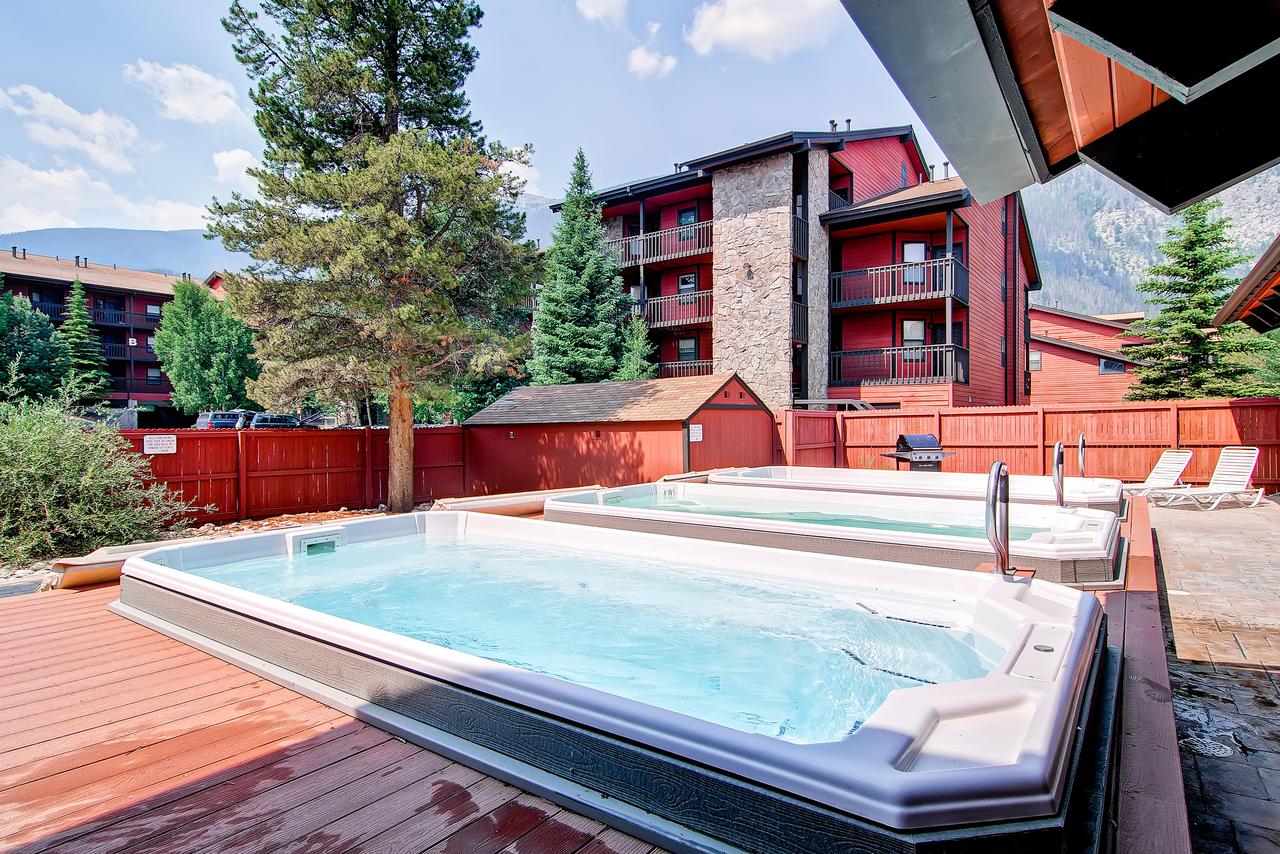 One-Bedroom Mountainside Condo D107 - thumb 11