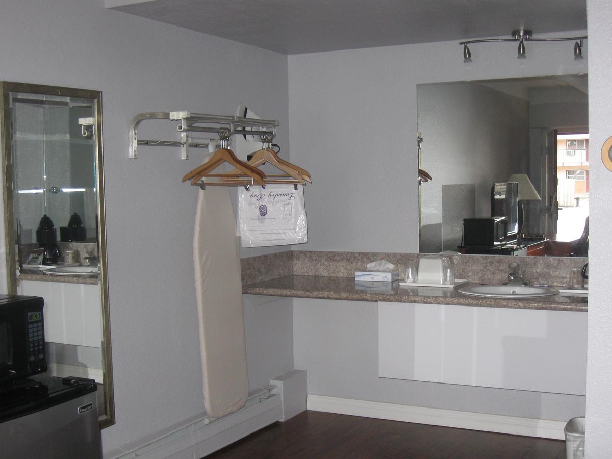 Santa Fe Inn - Pueblo - thumb 22