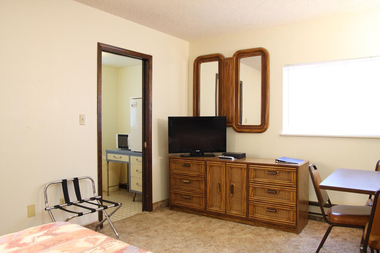 Country Inn Motel - thumb 42