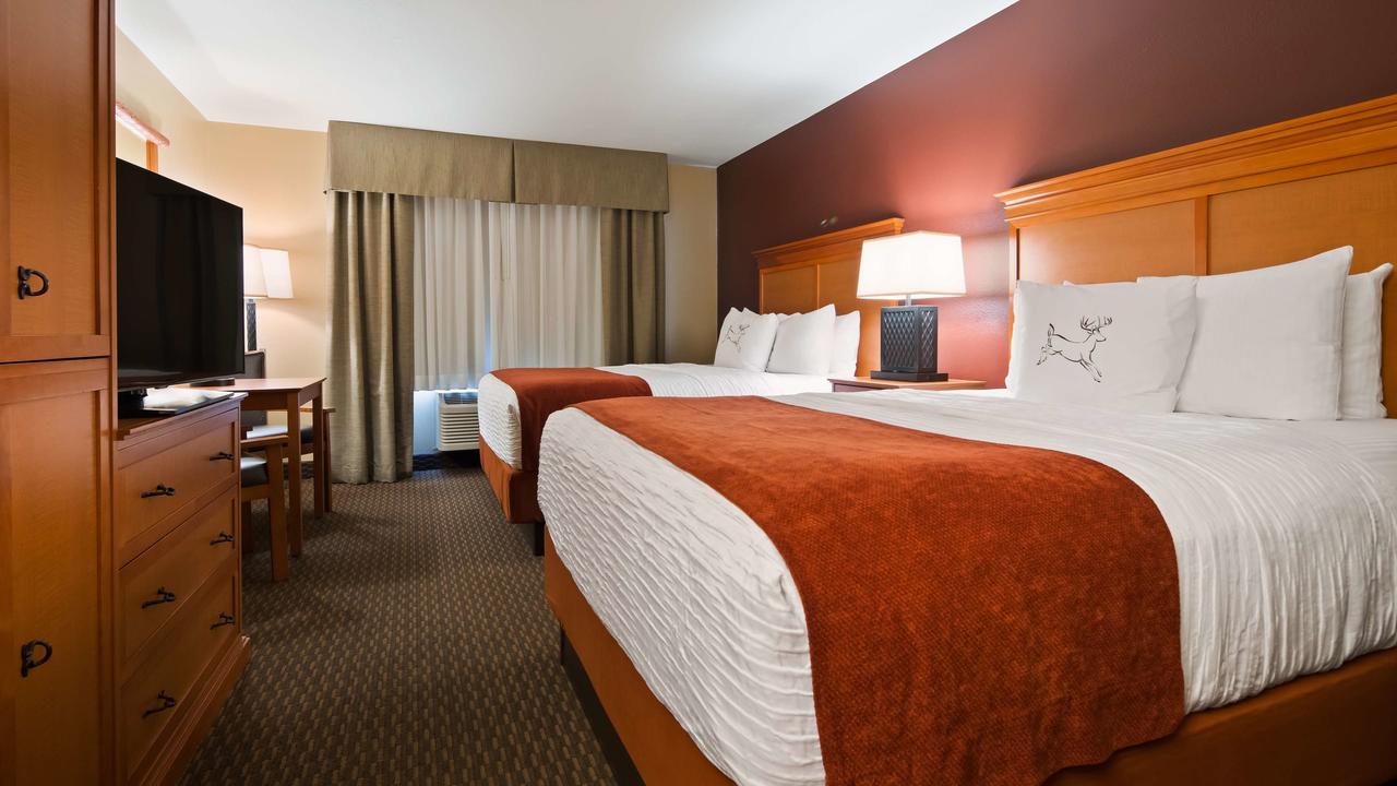 Best Western Plus Deer Park Hotel And Suites - thumb 24