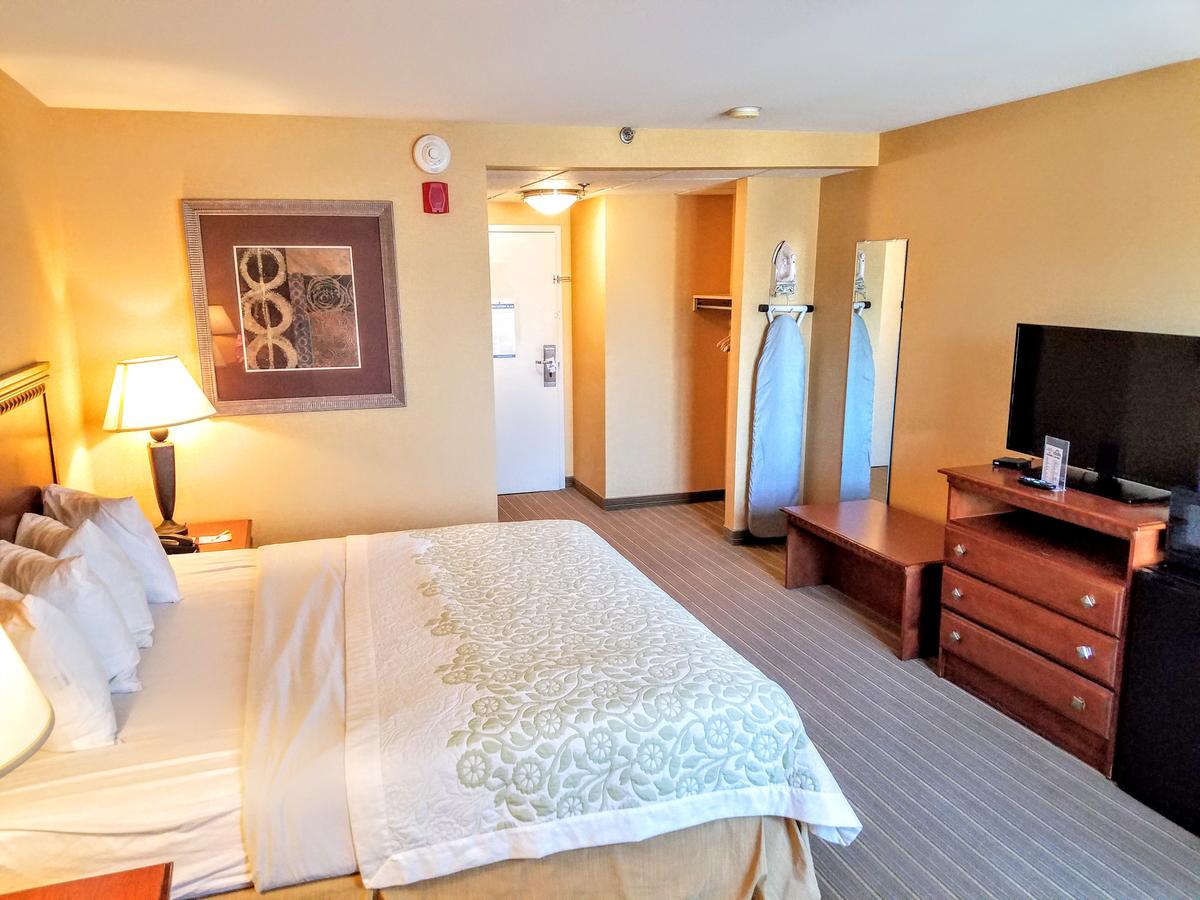 Days Inn By Wyndham Windsor Locks / Bradley Intl Airport - thumb 24