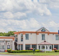 Days Inn by Wyndham Windsor Locks / Bradley Intl Airport - Accommodation Los Angeles