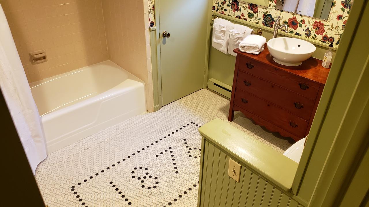 Westbrook Inn Bed And Breakfast - thumb 12