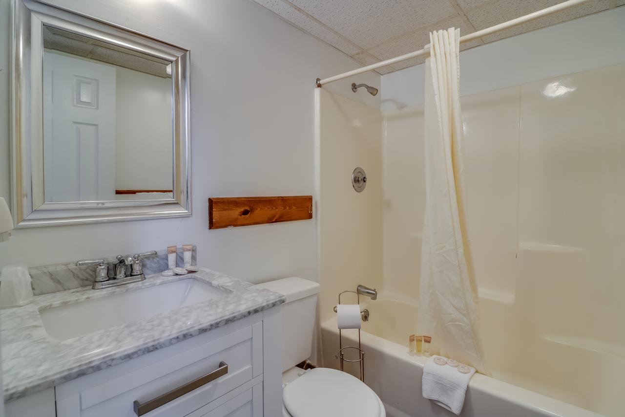 Atlantic Oceanside Dewey Beach Resort - thumb 22