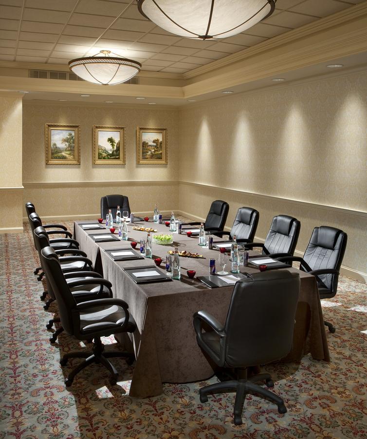 Omni Shoreham Hotel - thumb 3