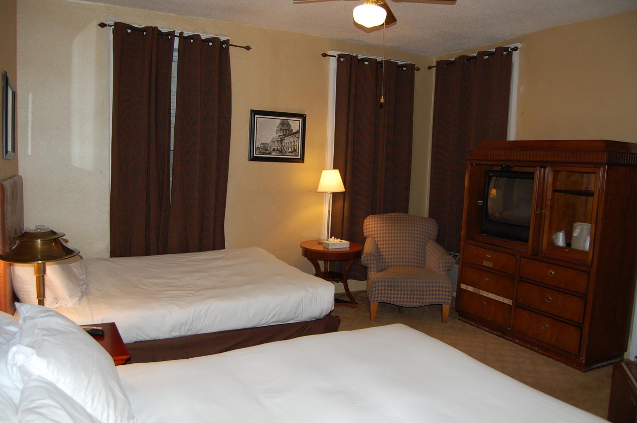 District Hotel - thumb 25