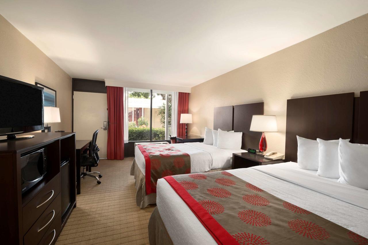Ramada By Wyndham Naples - thumb 43
