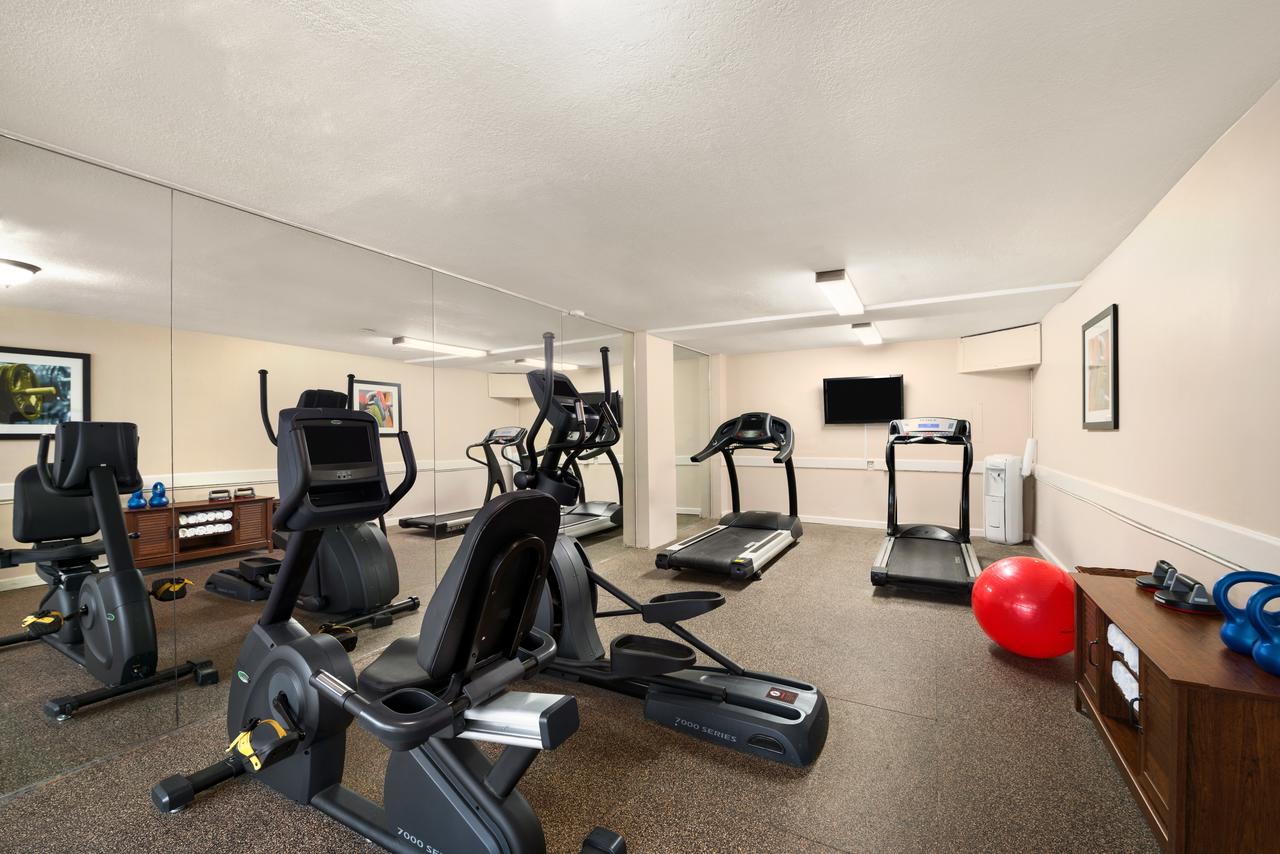Ramada By Wyndham Naples - thumb 8