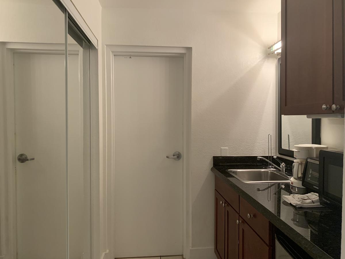 Getaway Beach Condos At Little Harbor - thumb 1