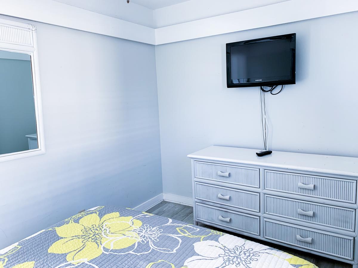 Coral Tides Resort - thumb 40