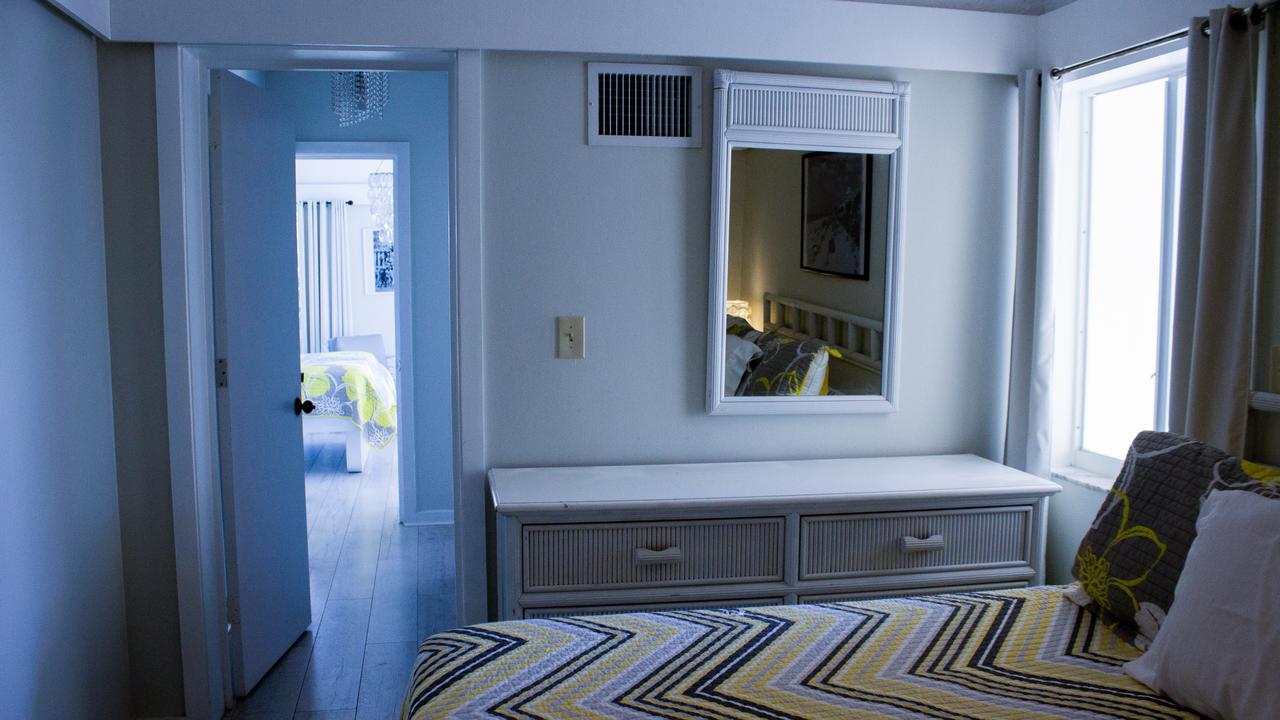 Coral Tides Resort - thumb 36