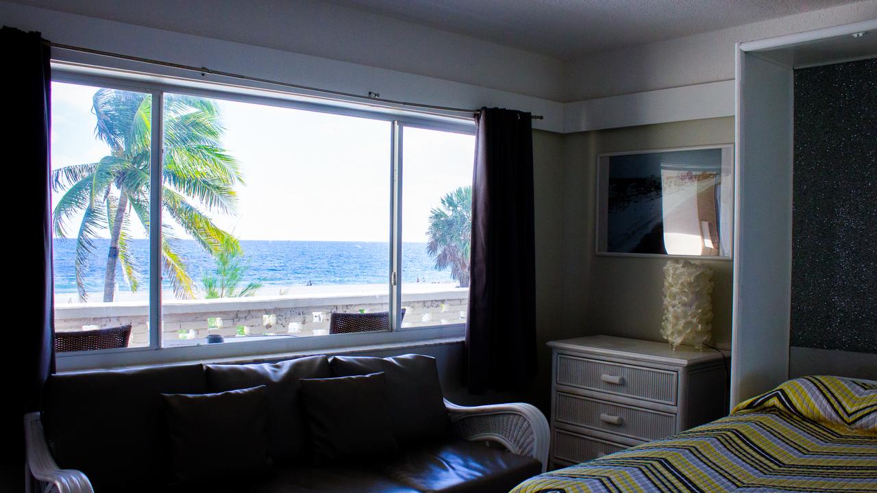 Coral Tides Resort - thumb 26