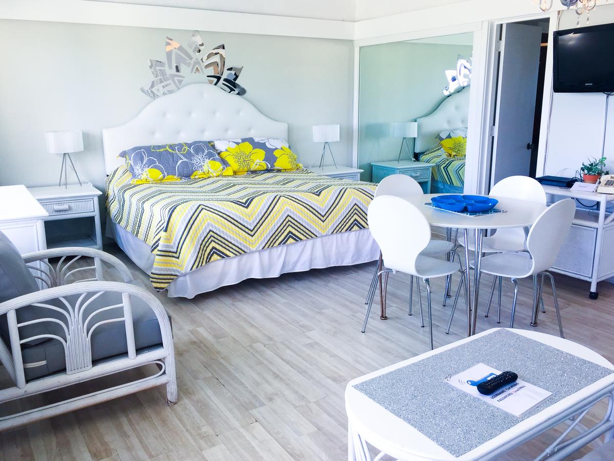 Coral Tides Resort - thumb 4