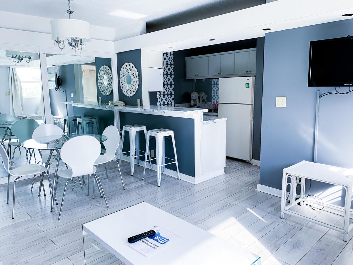 Coral Tides Resort - thumb 13