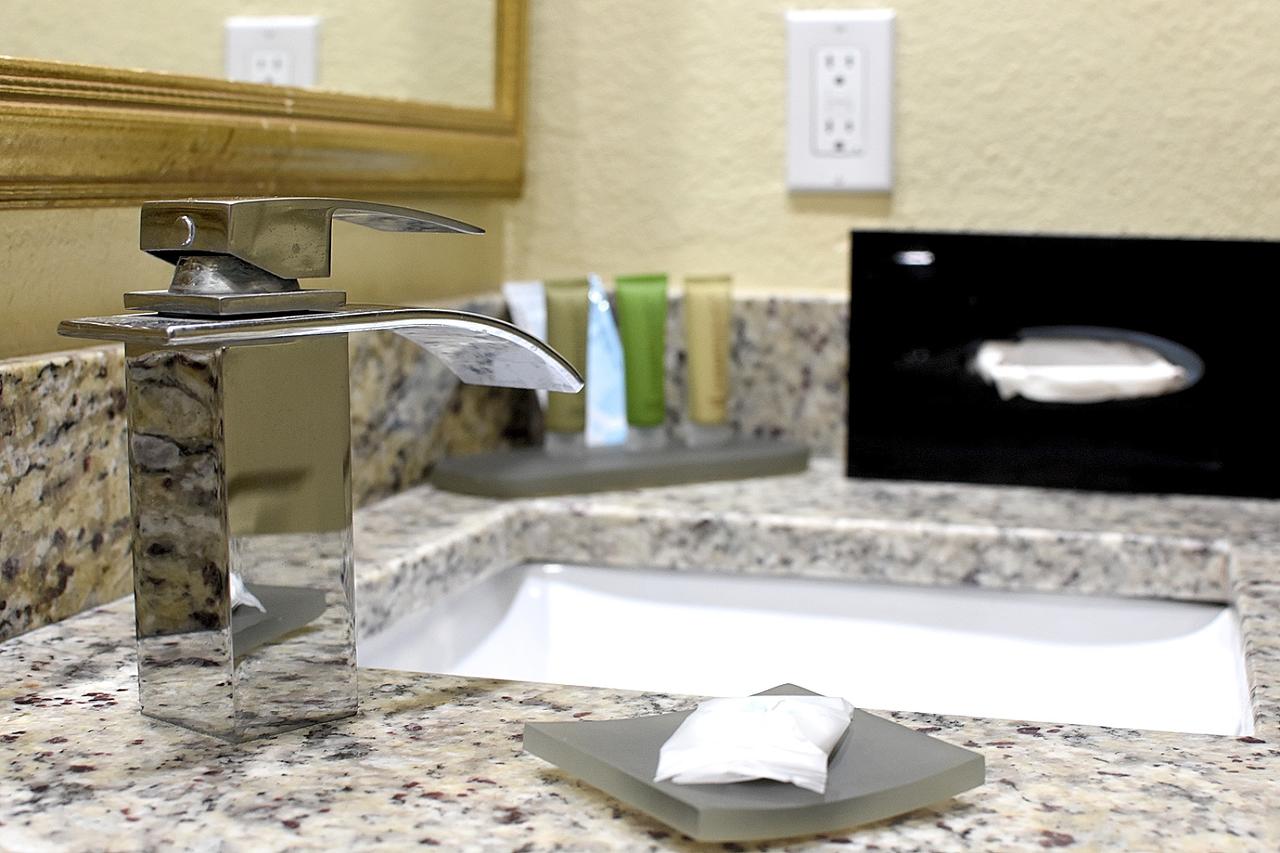Punta Gorda Waterfront Hotel & Suites - thumb 1