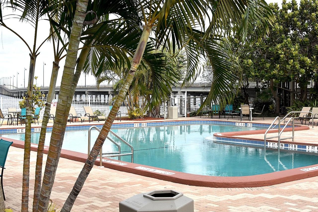 Punta Gorda Waterfront Hotel & Suites - thumb 33