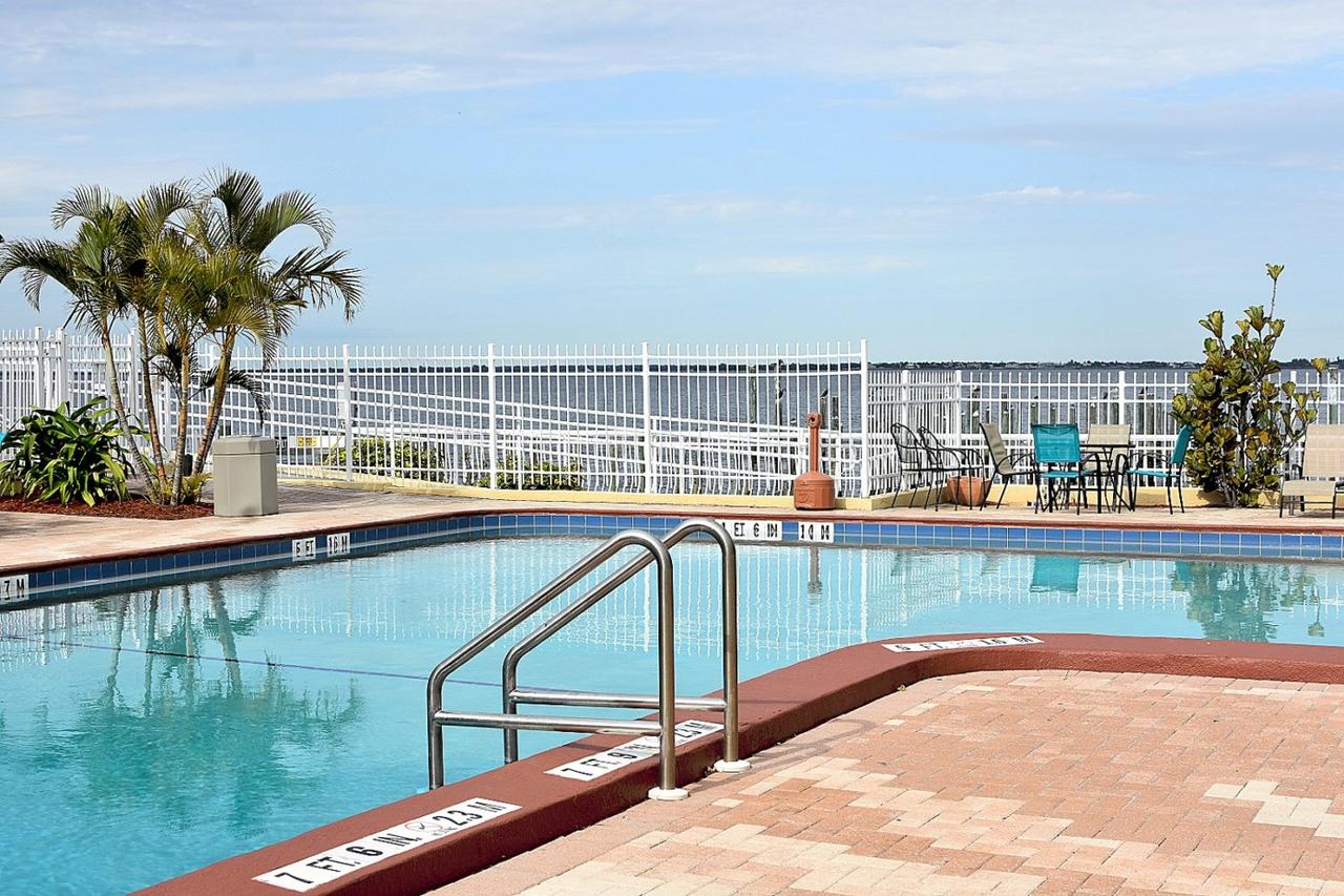 Punta Gorda Waterfront Hotel & Suites - thumb 27