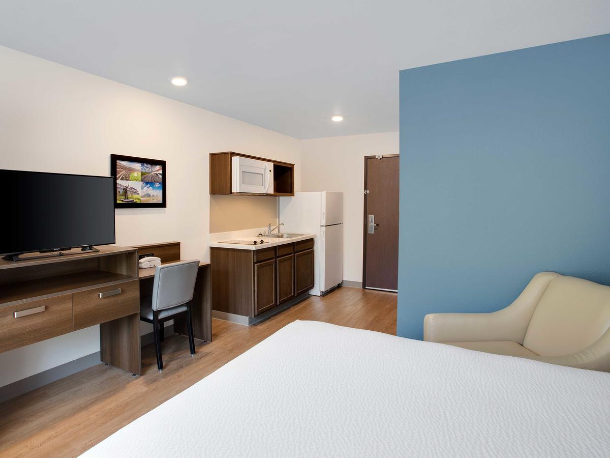 WoodSpring Suites Daytona Speedway - thumb 17