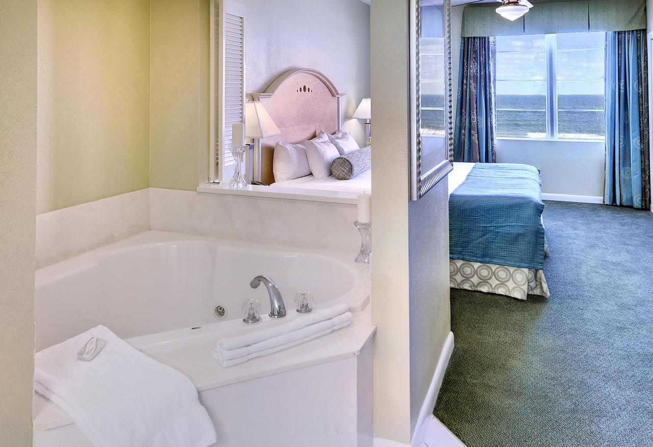 Wyndham Ocean Walk - thumb 9