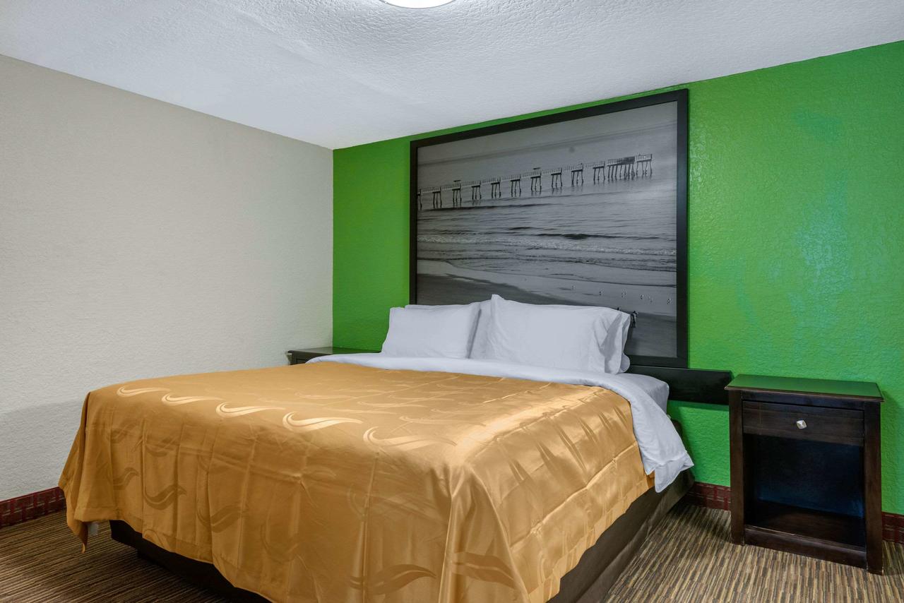 Quality Inn Daytona Beach Oceanfront - thumb 8