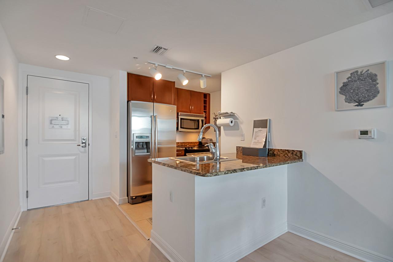 Brand New 1 Bedroom Close To The Beach - thumb 8