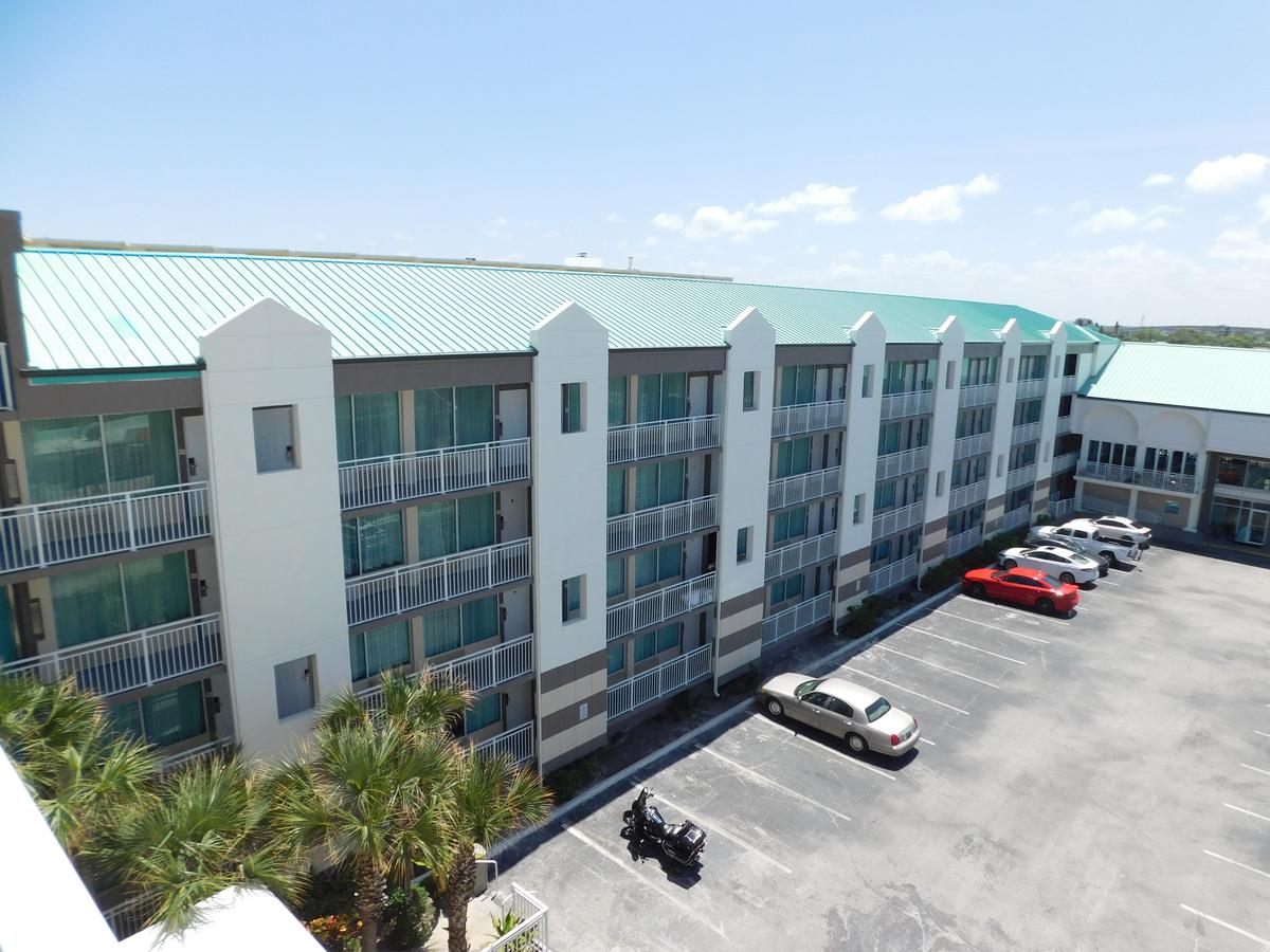 Boardwalk Inn And Suites - thumb 4