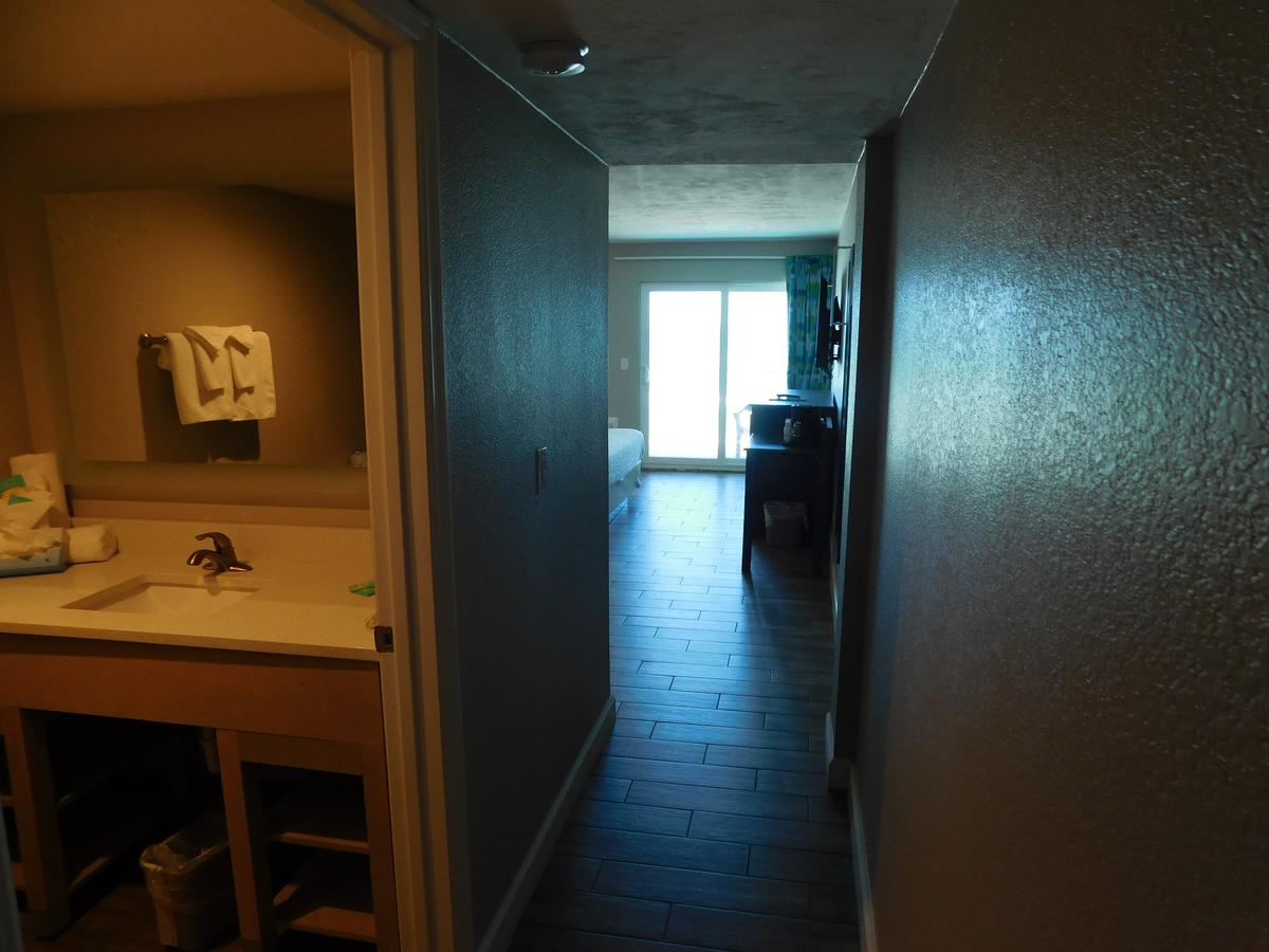 Boardwalk Inn And Suites - thumb 28