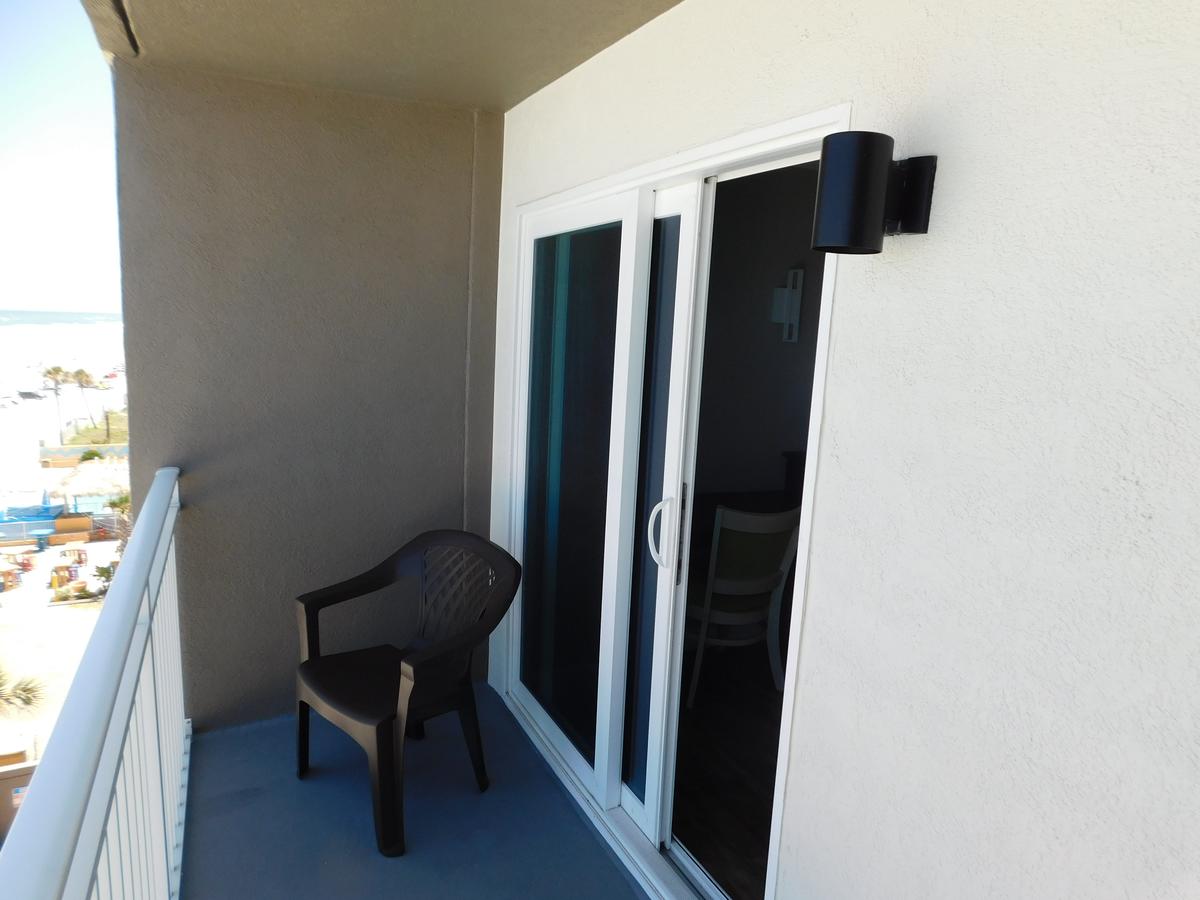 Boardwalk Inn And Suites - thumb 21