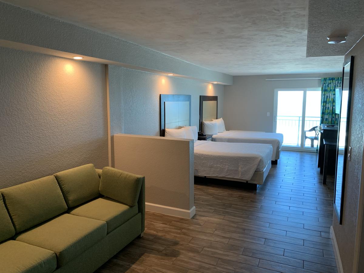Boardwalk Inn And Suites - thumb 35