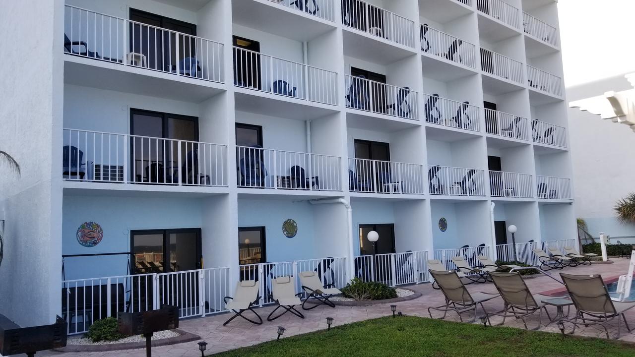 Beachside Hotel - thumb 4