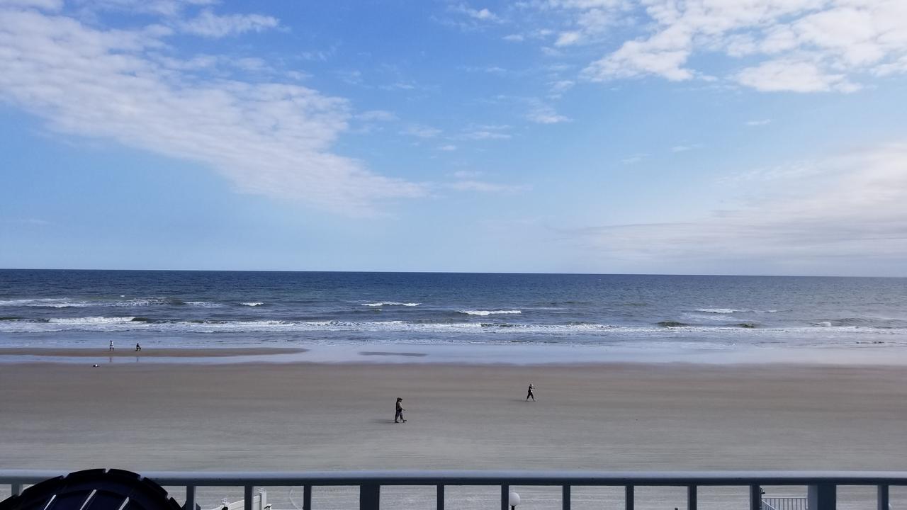 Beachside Hotel - thumb 20