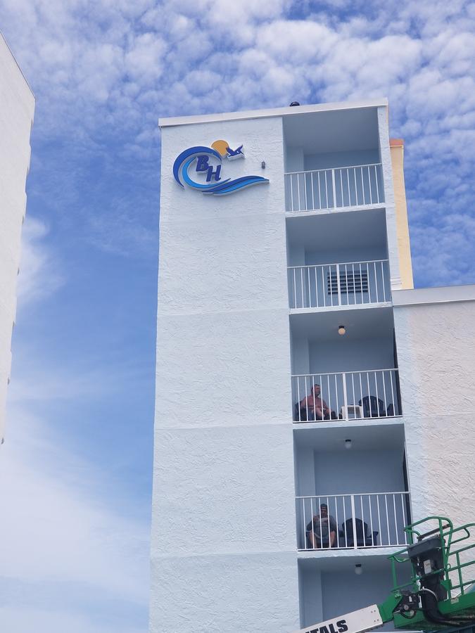 Beachside Hotel - thumb 29