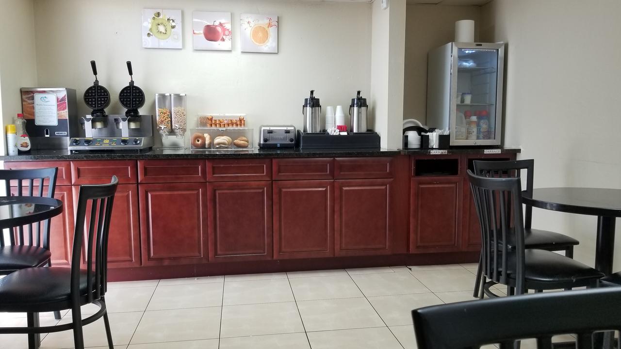 Beachside Hotel - thumb 27