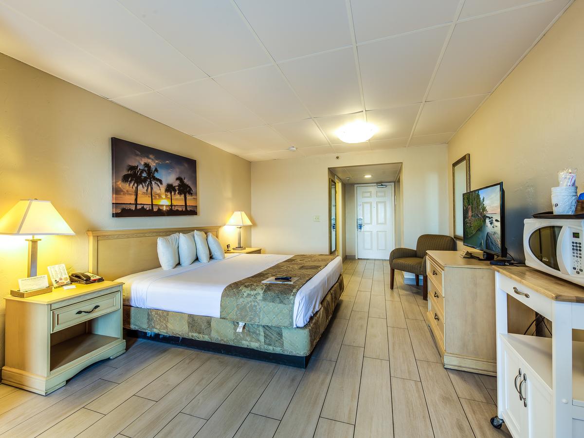 Beachside Hotel - thumb 36