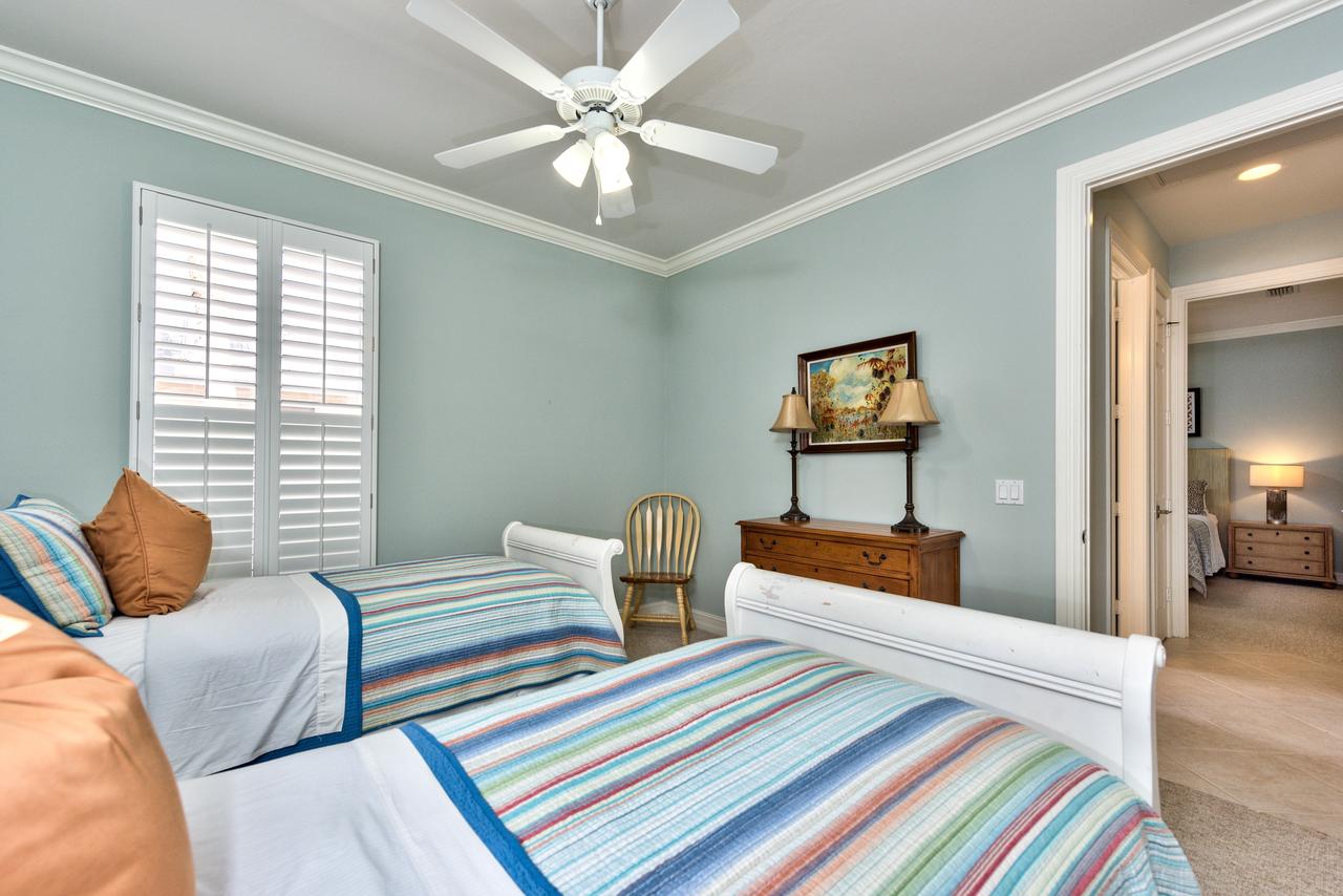 Neapolitan Vacation Rental - thumb 23