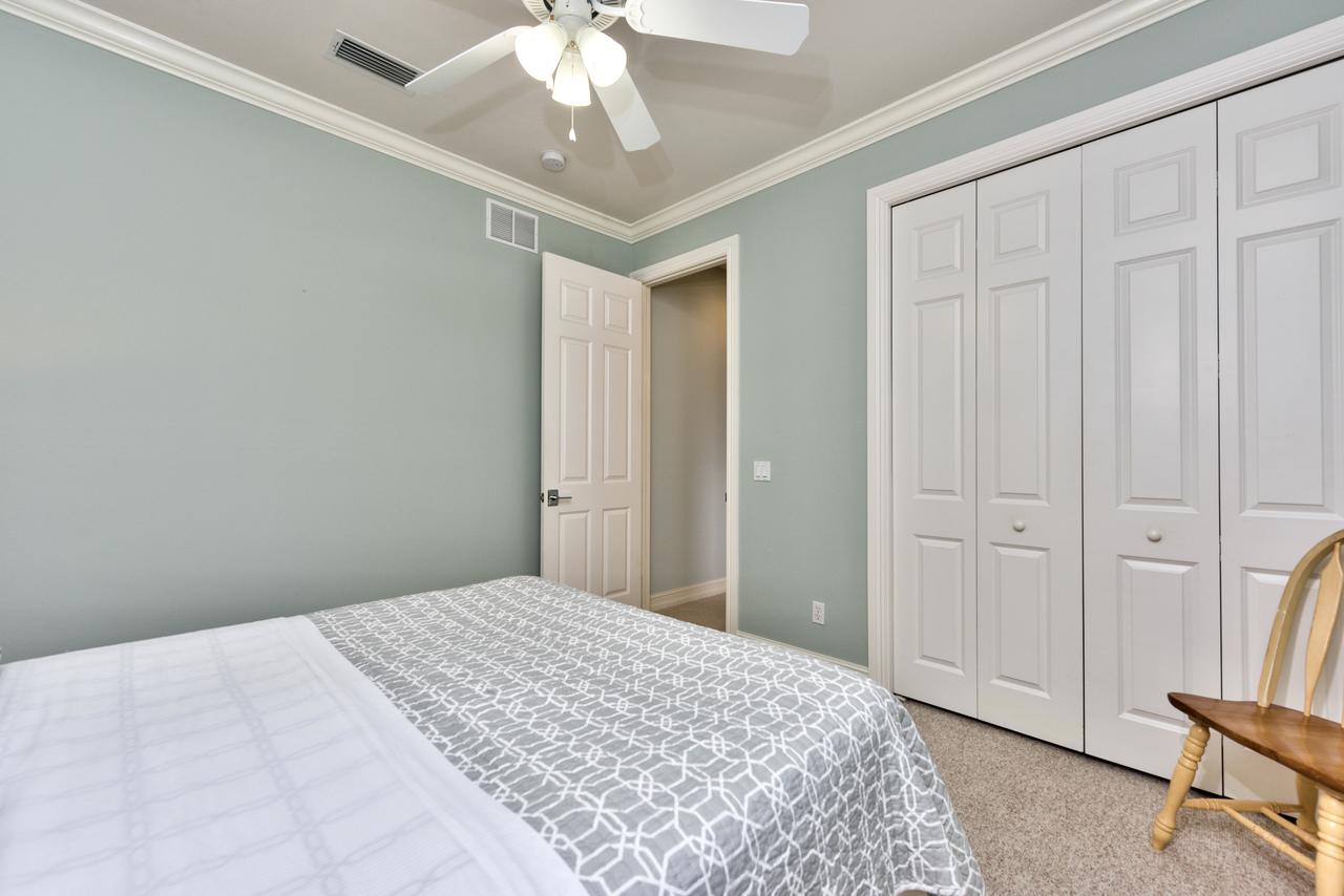 Neapolitan Vacation Rental - thumb 22