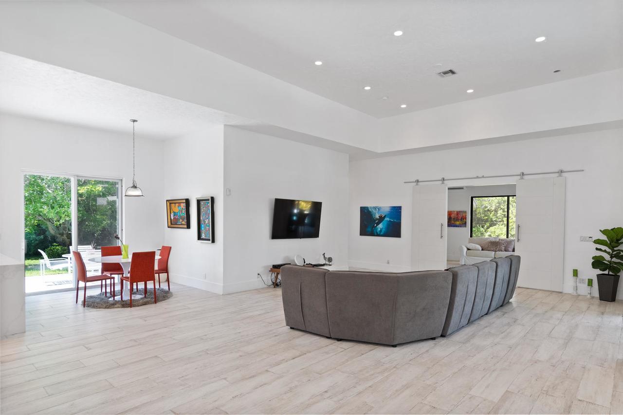 Luxuriant Estate Wellington - thumb 10
