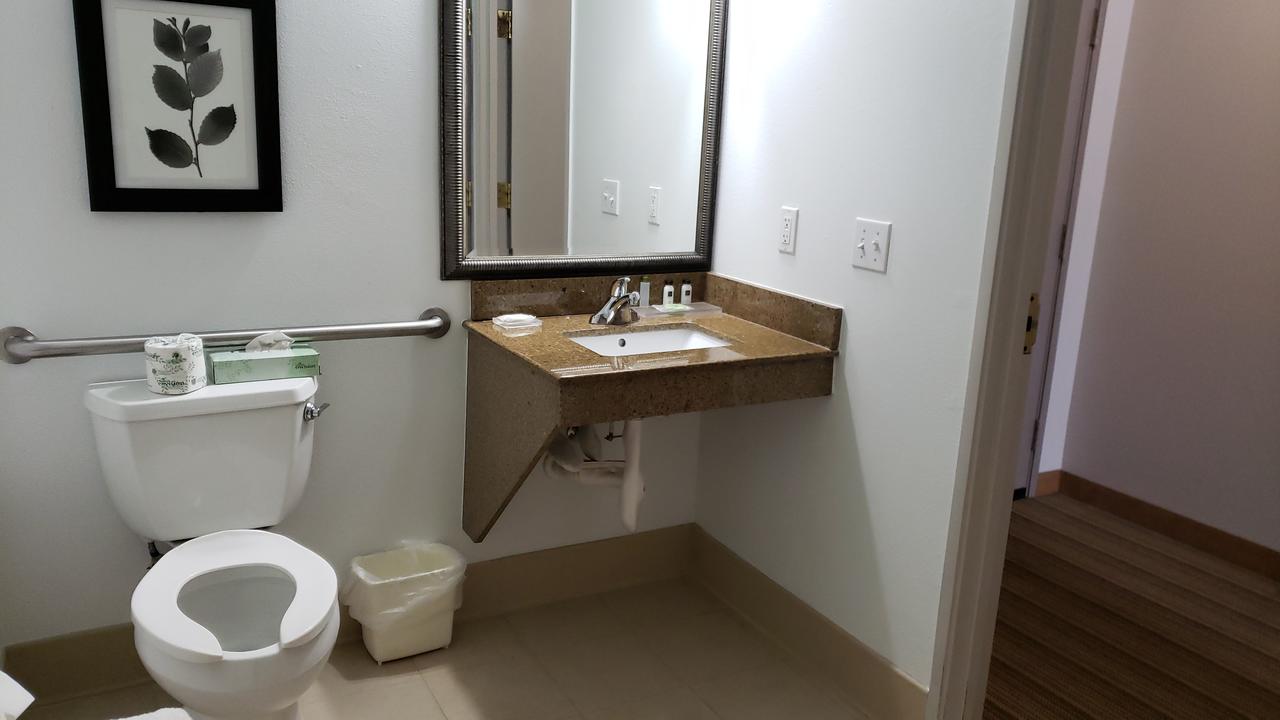 Country Inn & Suites By Radisson, Bradenton-Lakewood-Ranch, FL - thumb 24
