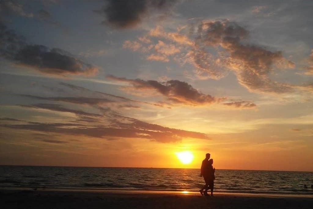 The Beach On Longboat Key - thumb 29