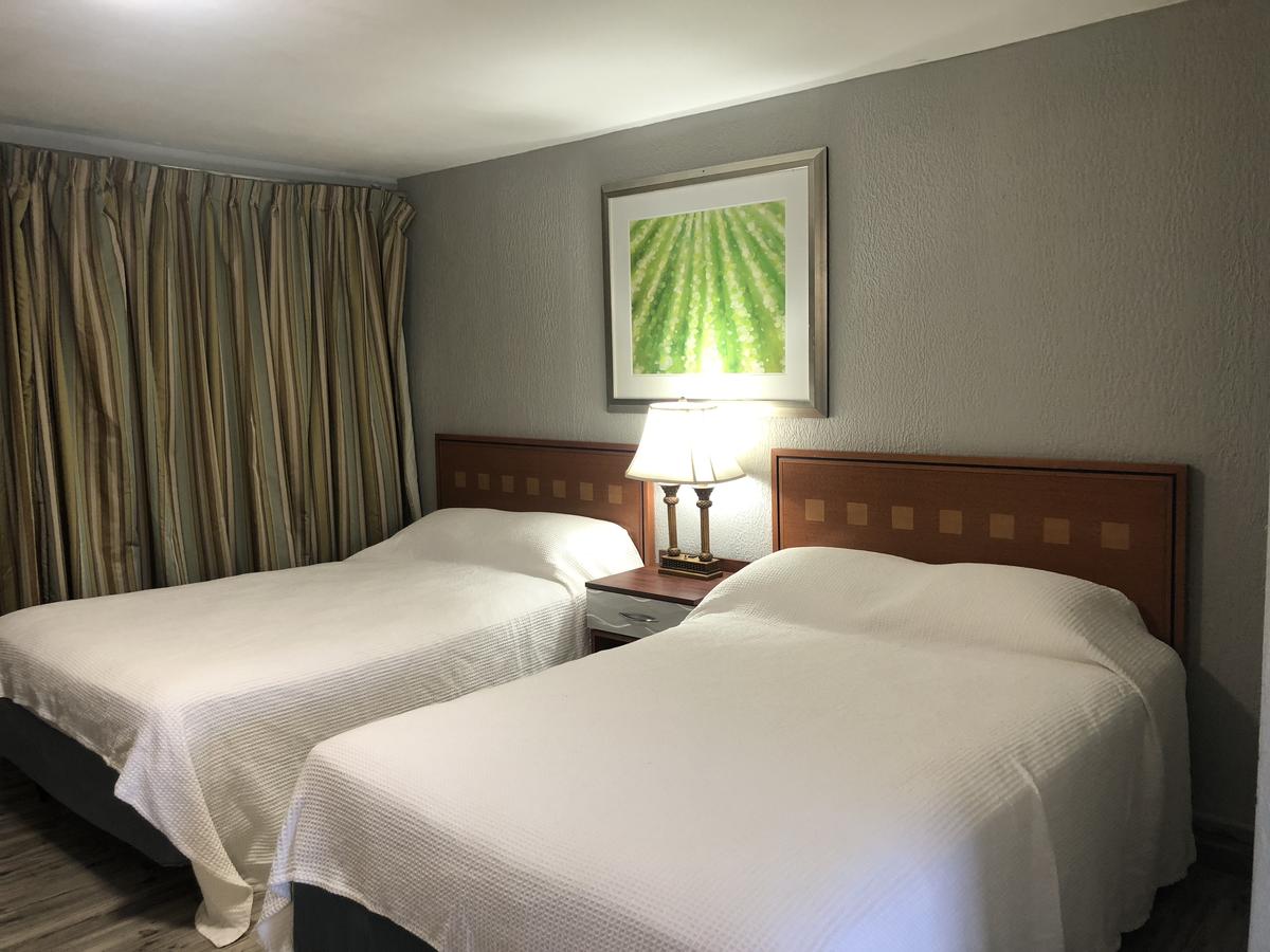 Bay Breeze Inn - thumb 7